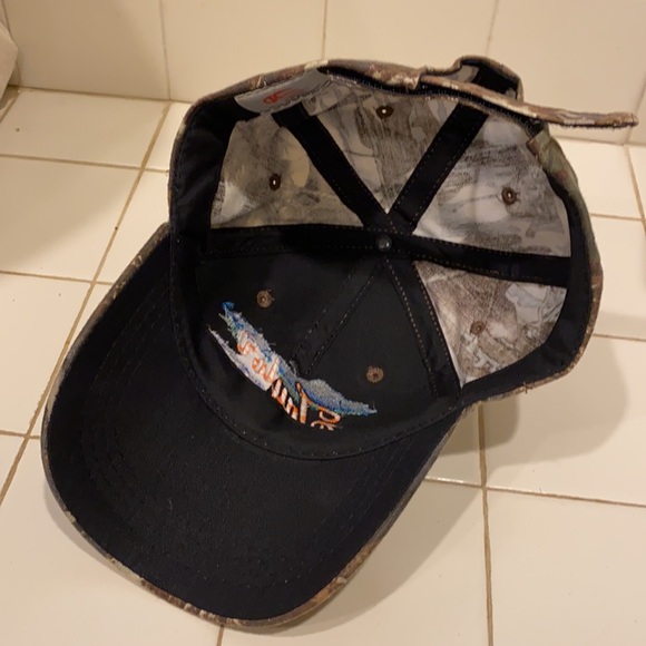 Taylor Ford baseball style hat like new - Picture 6 of 7